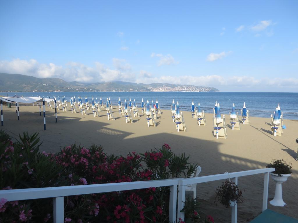 Aparthotel Il Lido Giannella Exterior foto