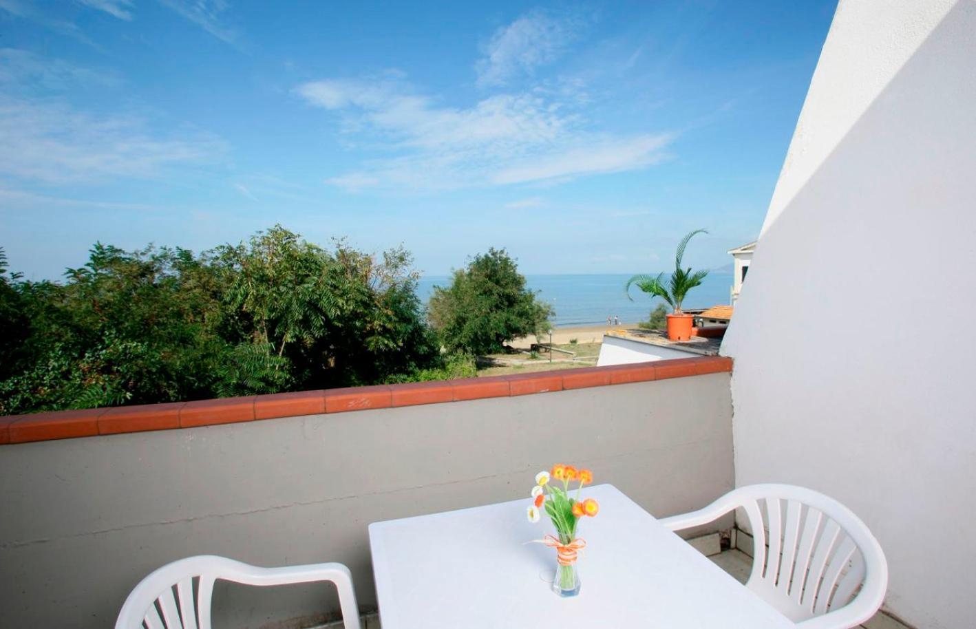 Aparthotel Il Lido Giannella Exterior foto