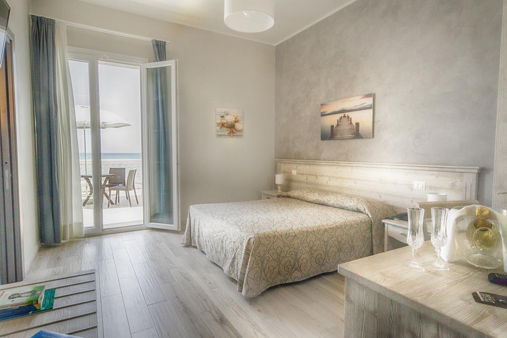 Aparthotel Il Lido Giannella Exterior foto